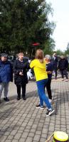 Pani Ewa korzysta z atrakcji na zakończenie naszego pobytu w Ełku.