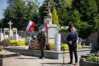 Uroczystość na cmentarzu parafialnym w Nasielsku w 103 rocznicę Bitwy o Borkowo i Nasielsk.