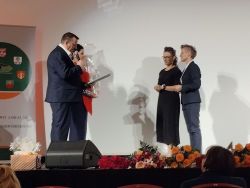 Do gratulacji przyłączył się Pan Krzysztof, reprezentujący społeczność Mieszkańców naszego Domu.