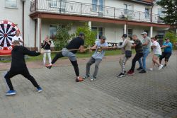 Zdjęcia z naszego uczestnictwa w imprezie sportowej w Domu Pomocy Społecznej w Szczutowie. Wrzesień 2025 roku.