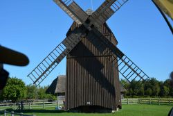 Zdjęcia z naszej wycieczki do Skansenu Wsi Polskiej w Sierpcu. Wrzesień 2025 roku.