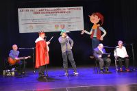 Pierwsza scena naszego przedstawienia. Rozmowa Króla ze Smokiem Wawelskim.