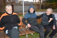 Zdjęcia z naszego jesiennego spotkania przy ognisku w Ogrodzie Terapeutycznym. Listopad 2025 roku.