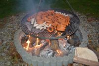 Zdjęcia z naszego jesiennego spotkania przy ognisku w Ogrodzie Terapeutycznym. Listopad 2025 roku.