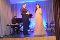 Niezwykły koncert Wędrownego Teatru Muzycznego w naszym Domu. Listopad 2025 roku.