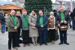 Zdjęcia z naszego uczestnictwa w Jarmarku Bożonarodzeniowym w Nasielsku. Grudzień 2025 roku.