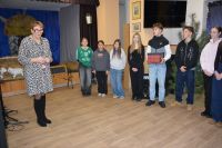 Bożonarodzeniowa wizyta Uczniów z nasielskiej szkoły w naszym Domu. Grudzień 2025 roku.