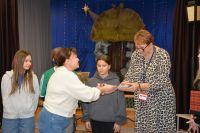 Bożonarodzeniowa wizyta Uczniów z nasielskiej szkoły w naszym Domu. Grudzień 2025 roku.