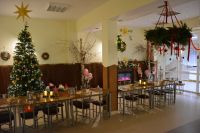 Świąteczne dekoracje oraz wspólne zajęcia w ostatnich dniach przed Bożym Narodzeniem 2025 roku.