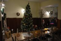 Świąteczne dekoracje oraz wspólne zajęcia w ostatnich dniach przed Bożym Narodzeniem 2025 roku.