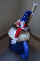 Świąteczne dekoracje oraz wspólne zajęcia w ostatnich dniach przed Bożym Narodzeniem 2025 roku.