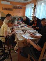 Świąteczne dekoracje oraz wspólne zajęcia w ostatnich dniach przed Bożym Narodzeniem 2025 roku.