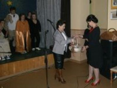 Pani Starosta Magdalena Biernacka składa życzenia świąteczne.