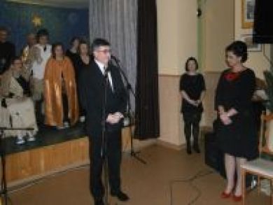 Burmistrz Nasielska Bogdan Ruszkowski składa życzenia świąteczne.