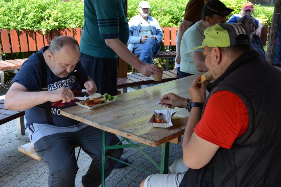 Wiosenne spotkanie w Ogrodzie Terapeutycznym – 22.05.2024