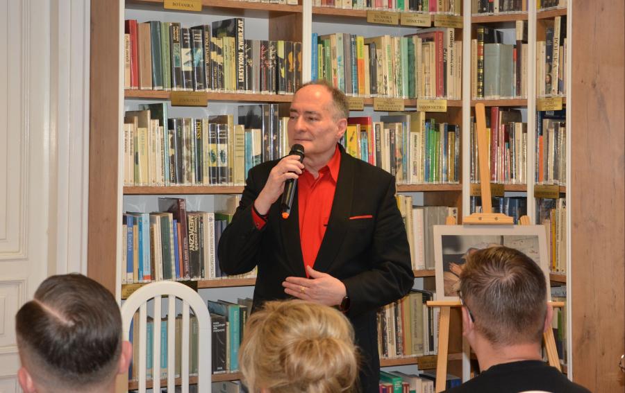 Spotkanie z poezją w nasielskiej bibliotece – 18.03.2026